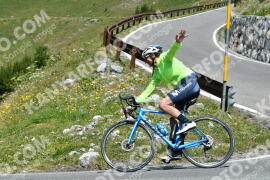 Photo #2370297 | 22-07-2022 12:19 | Passo Dello Stelvio - Waterfall curve BICYCLES