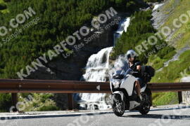 Foto #2552106 | 08-08-2022 16:12 | Passo Dello Stelvio - Waterfall Kehre