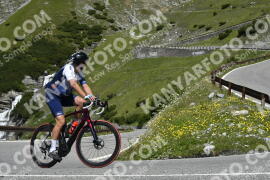 Fotó #3542101 | 20-07-2023 12:05 | Passo Dello Stelvio - Vízesés kanyar Bicajosok