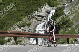Photo #3535697 | 18-07-2023 10:14 | Passo Dello Stelvio - Waterfall curve BICYCLES