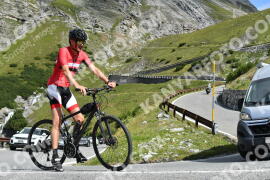 Photo #2412467 | 26-07-2022 10:33 | Passo Dello Stelvio - Waterfall curve BICYCLES