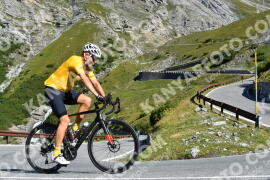 Foto #3982718 | 20-08-2023 09:54 | Passo Dello Stelvio - Waterfall Kehre BICYCLES