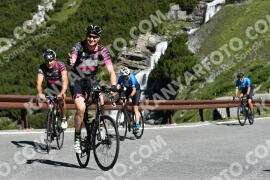 Photo #2184410 | 25-06-2022 09:59 | Passo Dello Stelvio - Waterfall curve BICYCLES