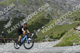 Photo #3493614 | 16-07-2023 12:33 | Passo Dello Stelvio - Waterfall curve BICYCLES