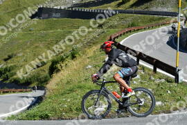 Photo #2619963 | 13-08-2022 09:55 | Passo Dello Stelvio - Waterfall curve BICYCLES
