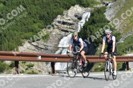 Photo #2397686 | 25-07-2022 09:49 | Passo Dello Stelvio - Waterfall curve BICYCLES