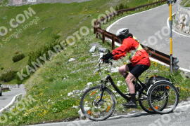 Photo #2137890 | 17-06-2022 13:33 | Passo Dello Stelvio - Waterfall curve BICYCLES