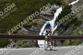 Photo #3100308 | 14-06-2023 12:44 | Passo Dello Stelvio - Waterfall curve BICYCLES