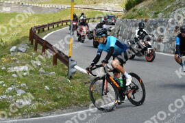 Photo #2364878 | 21-07-2022 11:59 | Passo Dello Stelvio - Waterfall curve BICYCLES