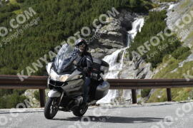 Photo #2780854 | 29-08-2022 14:50 | Passo Dello Stelvio - Waterfall curve