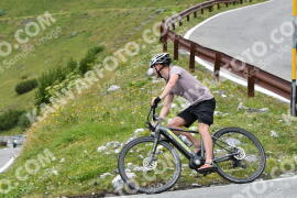 Photo #2411818 | 26-07-2022 14:00 | Passo Dello Stelvio - Waterfall curve BICYCLES
