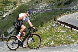 Photo #2363587 | 21-07-2022 11:16 | Passo Dello Stelvio - Waterfall curve BICYCLES