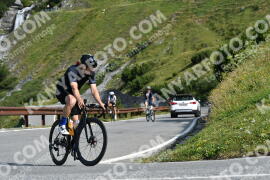 Photo #2380191 | 24-07-2022 09:41 | Passo Dello Stelvio - Waterfall curve BICYCLES