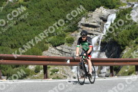 Photo #2542993 | 08-08-2022 10:33 | Passo Dello Stelvio - Waterfall curve BICYCLES