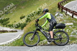 Photo #2419020 | 27-07-2022 14:11 | Passo Dello Stelvio - Waterfall curve BICYCLES