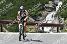 Photo #2401651 | 25-07-2022 13:48 | Passo Dello Stelvio - Waterfall curve BICYCLES