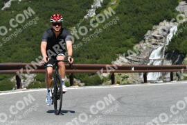 Photo #2399074 | 25-07-2022 11:08 | Passo Dello Stelvio - Waterfall curve BICYCLES