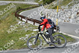 Photo #2742638 | 25-08-2022 13:30 | Passo Dello Stelvio - Waterfall curve BICYCLES