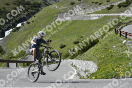 Photo #3132179 | 17-06-2023 16:25 | Passo Dello Stelvio - Waterfall curve BICYCLES