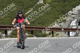 Fotó #2784110 | 30-08-2022 10:29 | Passo Dello Stelvio - Vízesés kanyar Bicajosok