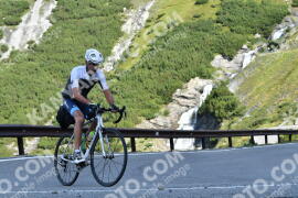 Photo #2526314 | 07-08-2022 09:36 | Passo Dello Stelvio - Waterfall curve BICYCLES