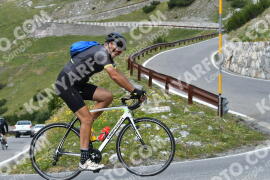 Photo #2371366 | 22-07-2022 13:11 | Passo Dello Stelvio - Waterfall curve BICYCLES