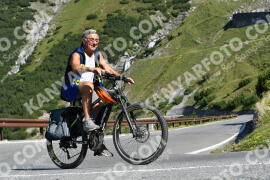 Photo #2368515 | 22-07-2022 09:48 | Passo Dello Stelvio - Waterfall curve BICYCLES