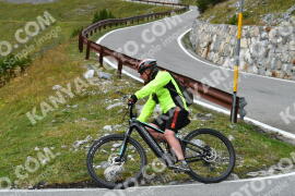 Photo #4268126 | 16-09-2023 14:56 | Passo Dello Stelvio - Waterfall curve BICYCLES