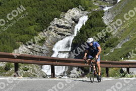 Photo #3604767 | 28-07-2023 10:26 | Passo Dello Stelvio - Waterfall curve BICYCLES