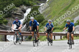 Photo #2205633 | 29-06-2022 11:16 | Passo Dello Stelvio - Waterfall curve BICYCLES
