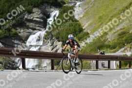 Photo #4039556 | 23-08-2023 14:27 | Passo Dello Stelvio - Waterfall curve BICYCLES