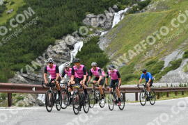Photo #2436827 | 30-07-2022 09:46 | Passo Dello Stelvio - Waterfall curve BICYCLES