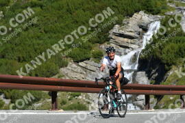 Photo #3972022 | 19-08-2023 10:36 | Passo Dello Stelvio - Waterfall curve BICYCLES