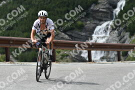Photo #2356772 | 19-07-2022 15:06 | Passo Dello Stelvio - Waterfall curve BICYCLES