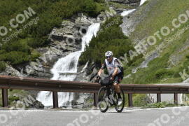 Foto #3299583 | 01-07-2023 13:04 | Passo Dello Stelvio - Waterfall Kehre BICYCLES
