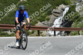 Photo #2202467 | 27-06-2022 10:23 | Passo Dello Stelvio - Waterfall curve BICYCLES