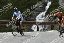 Fotó #3302374 | 01-07-2023 14:24 | Passo Dello Stelvio - Vízesés kanyar Bicajosok