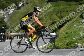 Photo #2158590 | 19-06-2022 09:25 | Passo Dello Stelvio - Waterfall BICYCLE riders