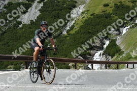 Photo #2309252 | 15-07-2022 14:23 | Passo Dello Stelvio - Waterfall curve BICYCLES