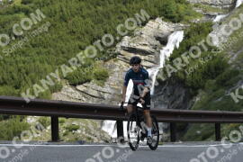 Photo #3555542 | 23-07-2023 10:09 | Passo Dello Stelvio - Waterfall curve BICYCLES