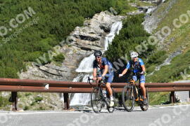 Photo #2430653 | 29-07-2022 10:16 | Passo Dello Stelvio - Waterfall curve BICYCLES