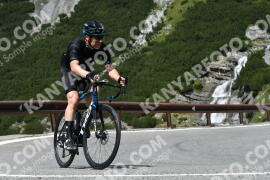 Foto #2377953 | 24-07-2022 12:31 | Passo Dello Stelvio - Waterfall Kehre BICYCLES