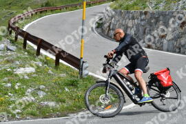 Photo #2173367 | 21-06-2022 10:23 | Passo Dello Stelvio - Waterfall curve BICYCLES