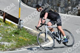 Photo #2137417 | 17-06-2022 11:38 | Passo Dello Stelvio - Waterfall curve BICYCLES