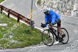 Photo #2206201 | 29-06-2022 14:40 | Passo Dello Stelvio - Waterfall curve BICYCLES