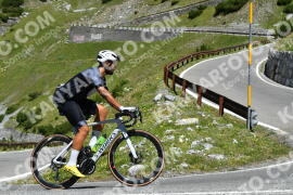 Photo #2335311 | 17-07-2022 12:00 | Passo Dello Stelvio - Waterfall curve BICYCLES