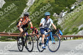 Fotó #2227895 | 03-07-2022 10:07 | Passo Dello Stelvio - Vízesés kanyar Bicajosok