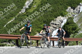 Photo #2266076 | 09-07-2022 09:40 | Passo Dello Stelvio - Waterfall curve BICYCLES