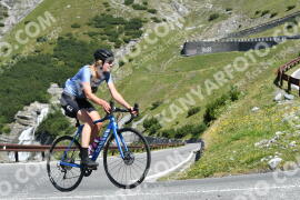 Photo #2369027 | 22-07-2022 10:57 | Passo Dello Stelvio - Waterfall curve BICYCLES