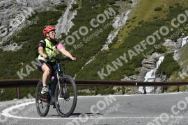 Foto #2865654 | 12-09-2022 11:39 | Passo Dello Stelvio - Waterfall Kehre BICYCLES